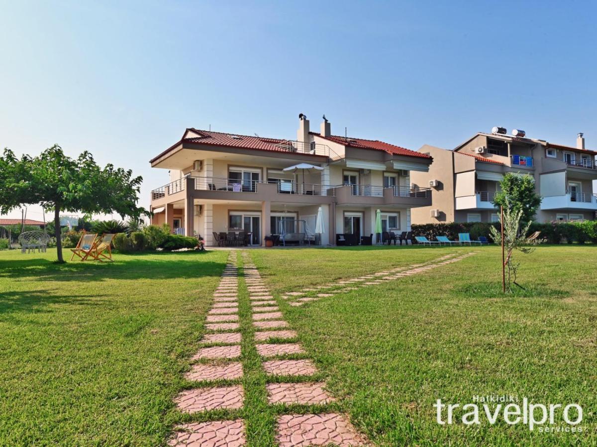Villa Iris By Rentalspro Services - Agios Mamas Beach المظهر الخارجي الصورة