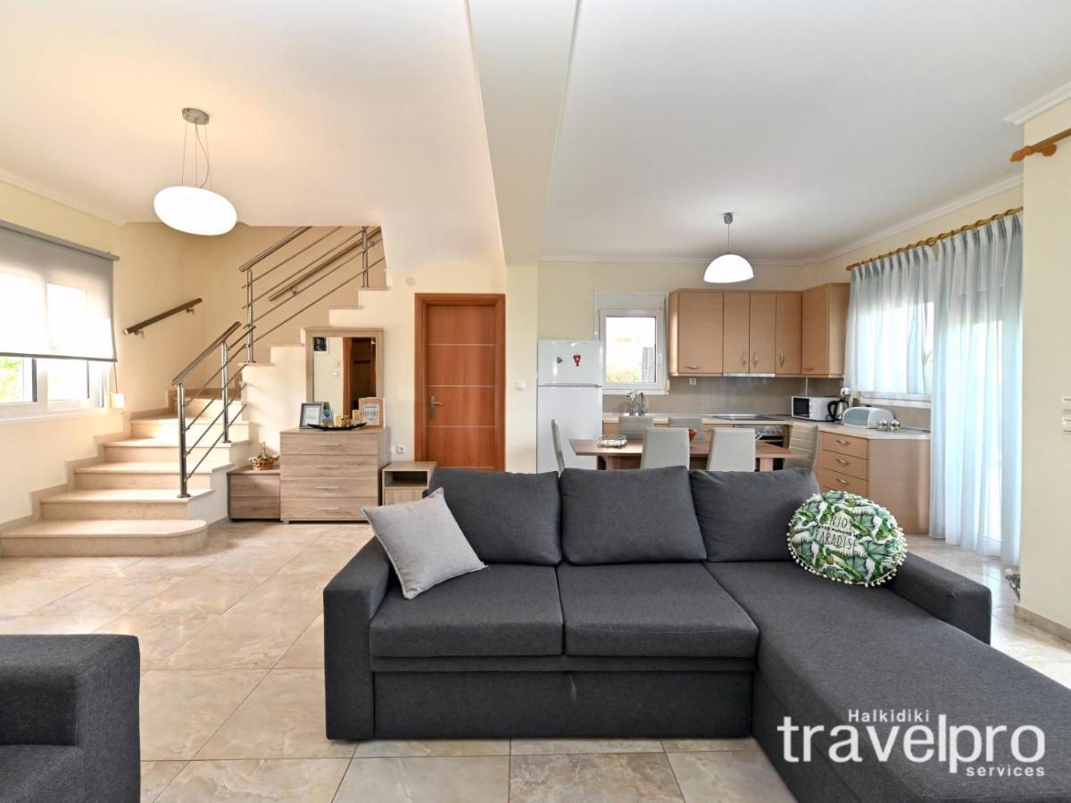 Villa Iris By Rentalspro Services - Agios Mamas Beach المظهر الخارجي الصورة