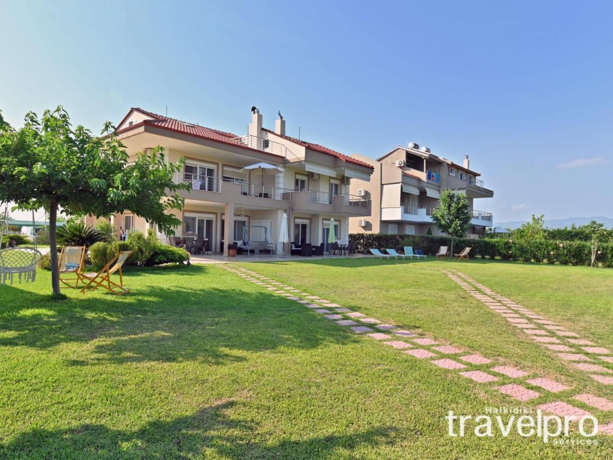 Villa Iris By Rentalspro Services - Agios Mamas Beach المظهر الخارجي الصورة
