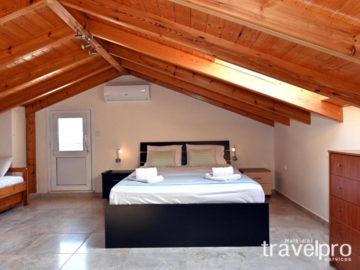 Villa Iris By Rentalspro Services - Agios Mamas Beach المظهر الخارجي الصورة