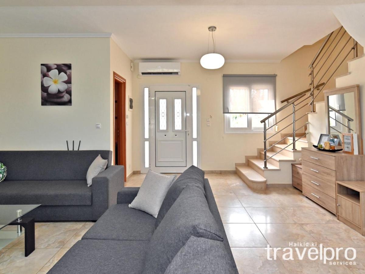 Villa Iris By Rentalspro Services - Agios Mamas Beach المظهر الخارجي الصورة