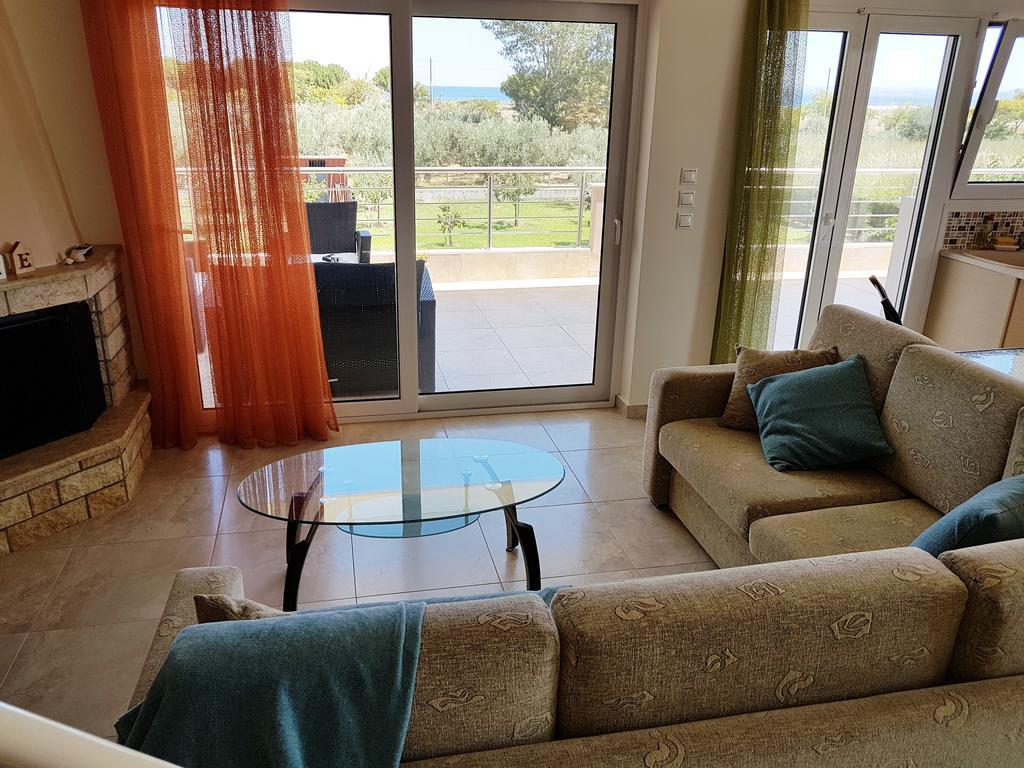 Villa Iris By Rentalspro Services - Agios Mamas Beach المظهر الخارجي الصورة