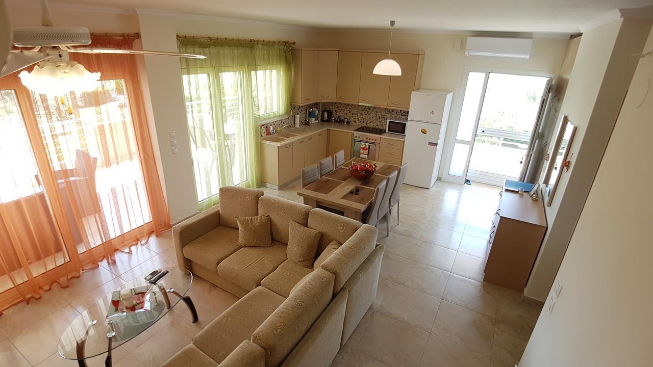 Villa Iris By Rentalspro Services - Agios Mamas Beach المظهر الخارجي الصورة